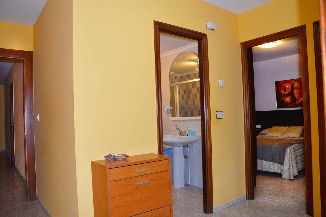 Pension Quilmes Vimianzo Buitenkant foto