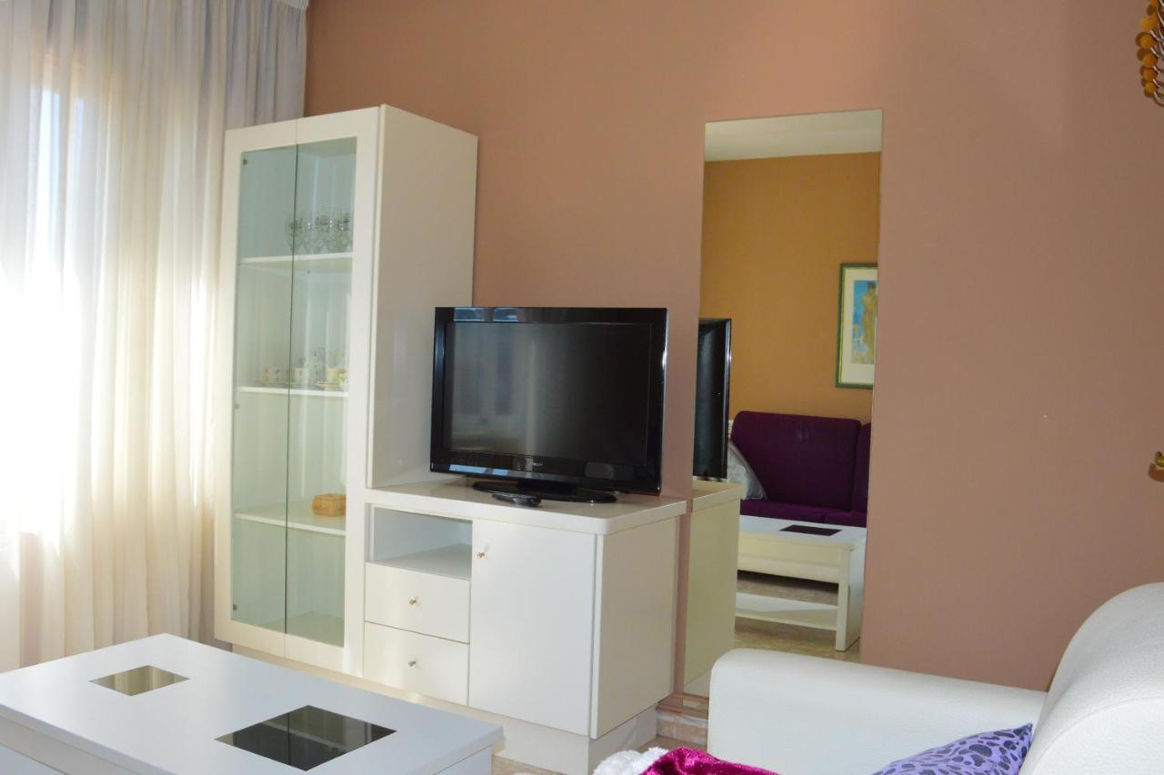 Pension Quilmes Vimianzo Buitenkant foto