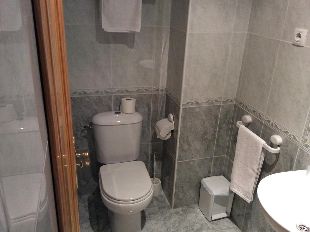 Pension Quilmes Vimianzo Buitenkant foto